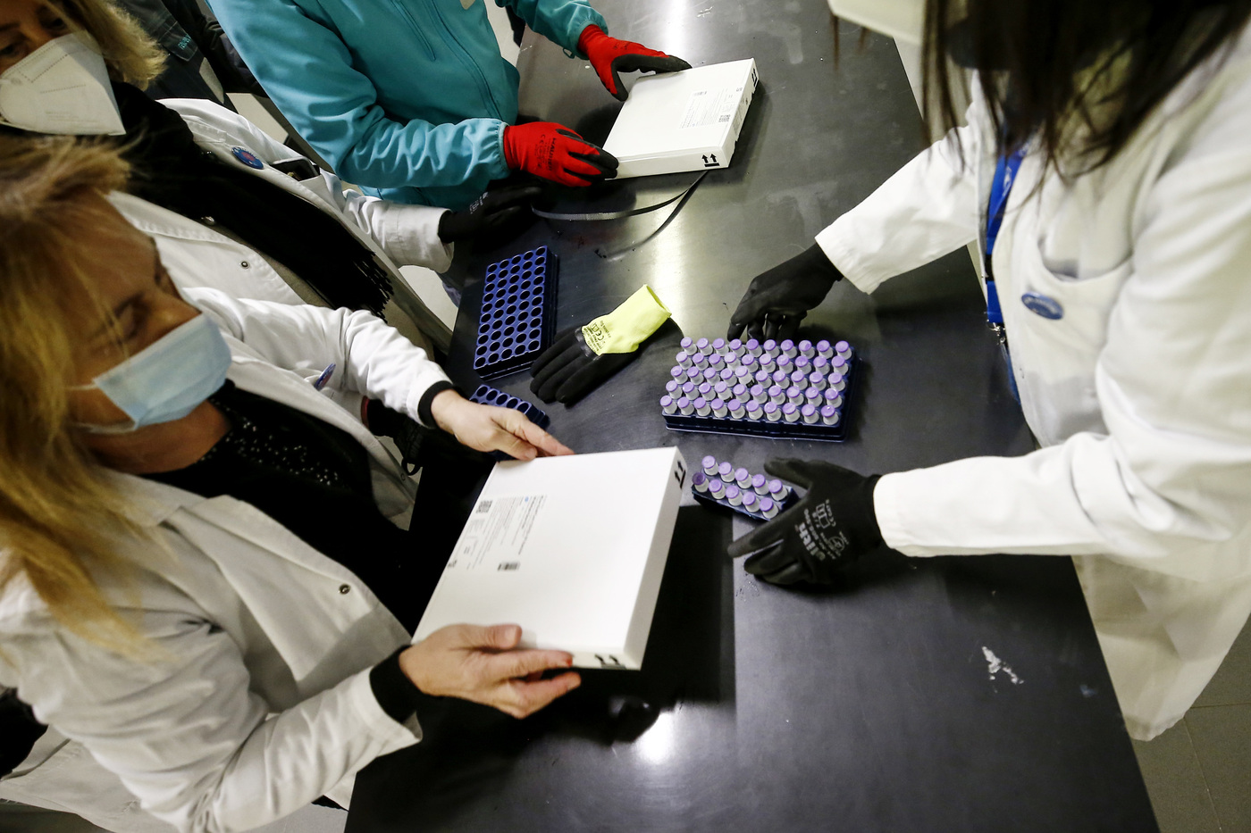 Covid, in Italia vicini alla soglia dei 900 mila vaccinati Covid, in Italia vicini alla soglia dei 900 mila vaccinati