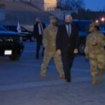 Usa: Pence incontra le truppe della Guardia Nazionale fuori dal Campidoglio