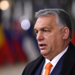 Ungheria ordina il vaccino cinese. Orban punta il dito contro l’Europa: “troppo lenta”