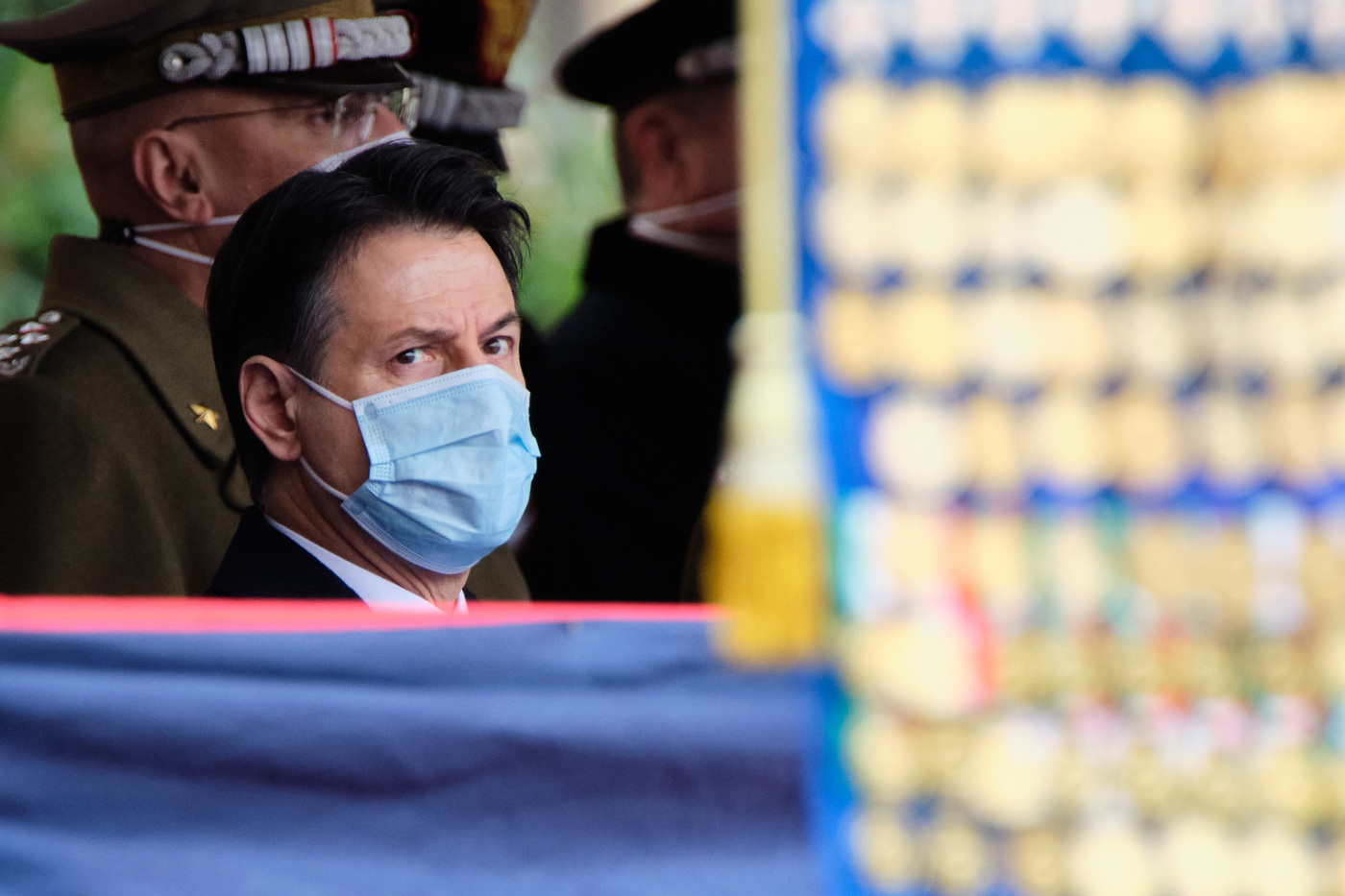 Ultime ore per Conte. Udc si allontana: “Stiamo nel centrodestra”. Costruttori chiedono il Conte-ter