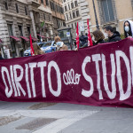 Scuola, le scuole superiori tornano in classe tra il caos delle Regioni