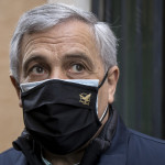 Governo, Tajani: “Centrodestra pronto”. E Meloni insiste e chiede elezioni subito