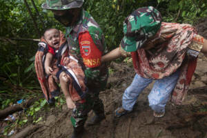 6.2 magnitude earthquake struck South Sulawesi province