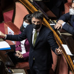 Crisi di governo, Renzi attacca Conte: “La politica non è cambiare le idee e tenere le poltrone”