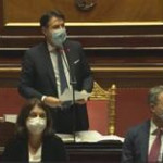 Conte: “Parlate sempre di poltrone, l’importante è starci con onore”
