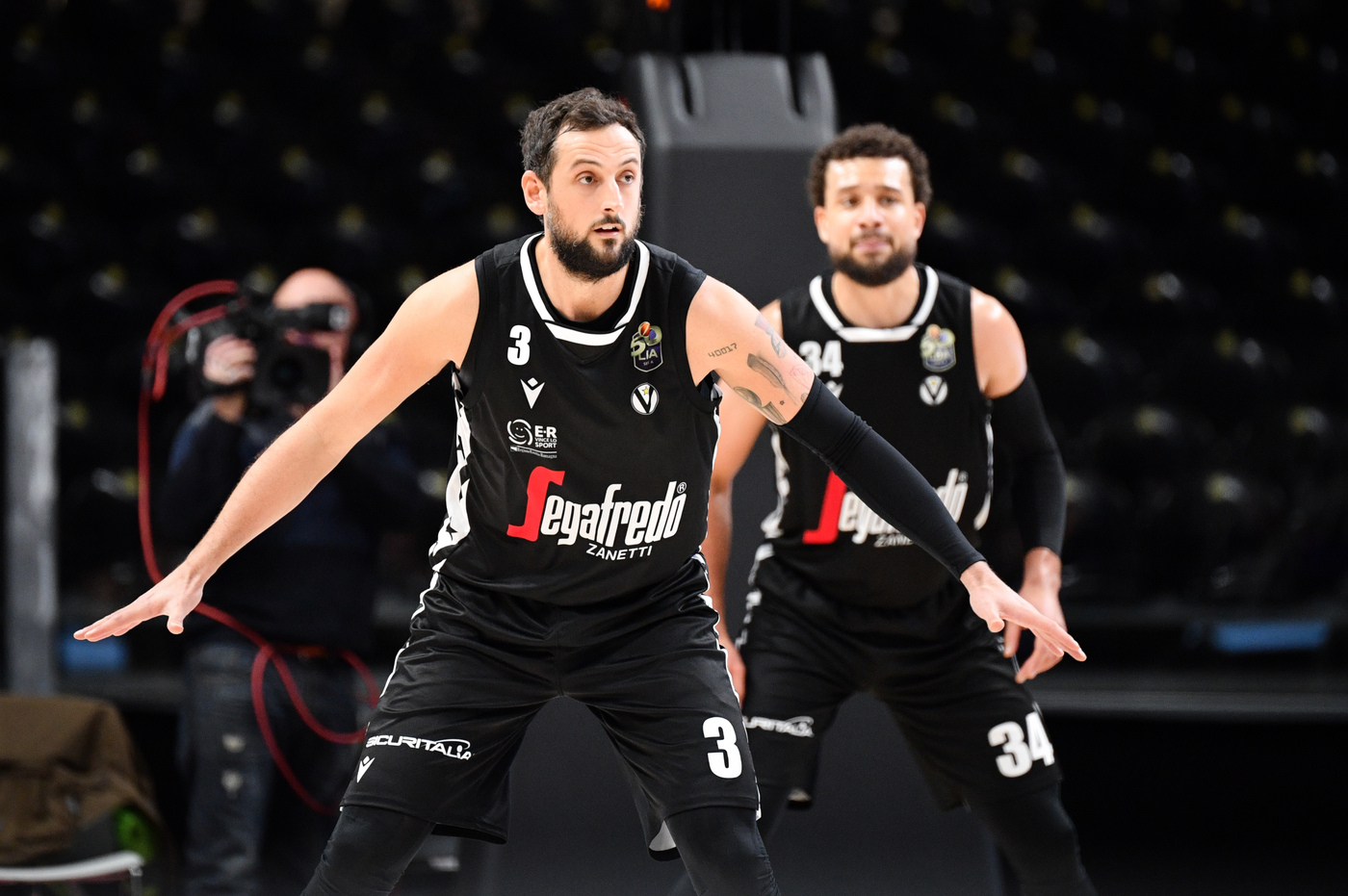 Basket, Serie A: Brescia nella tana della Virtus a caccia dell’impresa