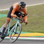 Tom Dumoulin abbandona le corse a tempo indeterminato