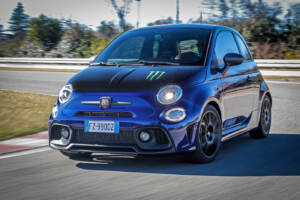 FCA: Abarth presents the latest 595 range.