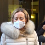 Crisi, Meloni: “Centrodestra solida alternativa, basta con pantomima indegna”