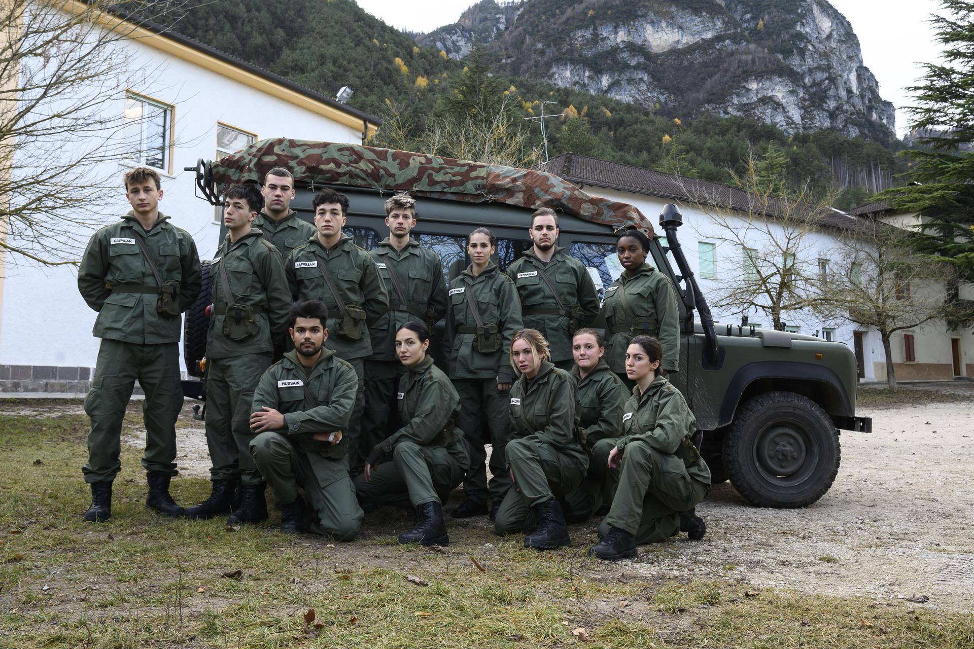 Rai2, al via ‘La Caserma’: docu-reality che mette alla prova la generazione Z Rai2, al via ‘La Caserma’: docu-reality che mette alla prova la generazione Z