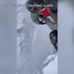 Arizona, lo spettacolare salvataggio nella bufera di tre escursionisti