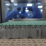 Coronavirus, luce verde dell’Ema al vaccino Astrazeneca