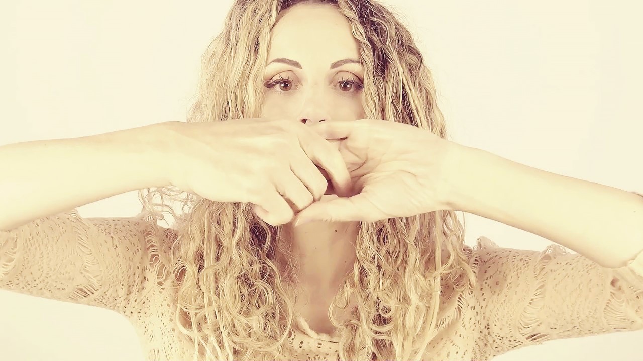 Da oggi il nuovo singolo di Sista: in radio arriva “Sospesi”