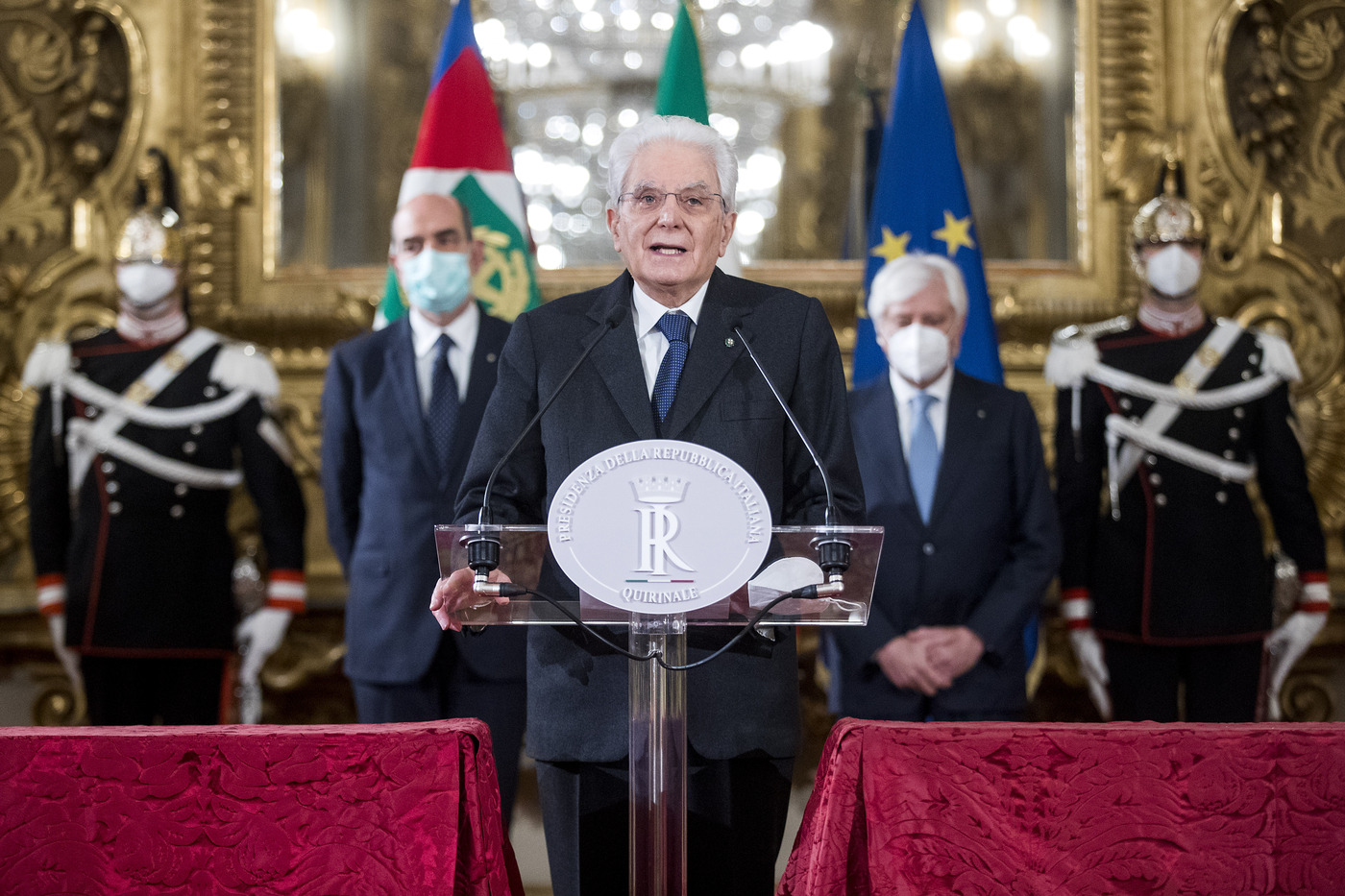 Crisi, Mattarella affida mandato esplorativo a Fico: “Necessario governo con sostegno parlamentare”