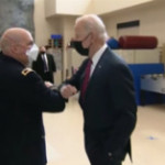 Usa, Biden visita il centro medico militare ‘Walter Reed’