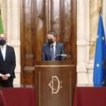 Crisi, Renzi: “Preferiamo governo politico a istituzionale”