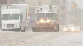 Usa, New York sommersa dalla neve