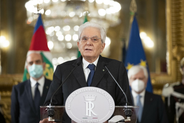 Sergio Mattarella durante le dichiarazioni alla stampa al termine delle consultazioni