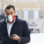 Governo, centrodestra a rischio esplosione: Salvini per unità, ma teme le mosse di Berlusconi