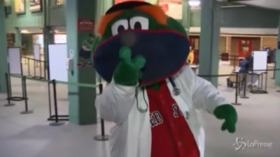 stadio dei Red Sox, hub per vaccinazioni