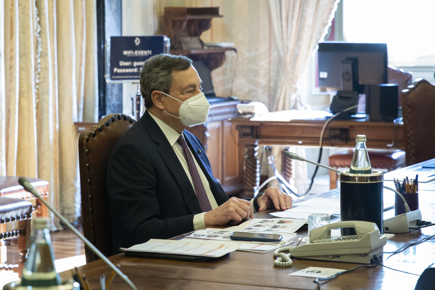 Le consultazioni di Draghi. Sostegno da Iv, Pd e Forza Italia. FdI ribadisce il no alla fiducia Le consultazioni di Draghi. Sostegno da Iv, Pd e Forza Italia. FdI ribadisce il no alla fiducia