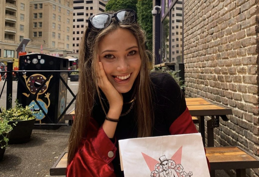 Galleria foto 'Eileen Gu, le Olimpiadi di Pechino hanno già la loro stella | GALLERY' - foto 11