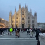 Milano, il centro torna a riempirsi nel primo weekend di zona gialla