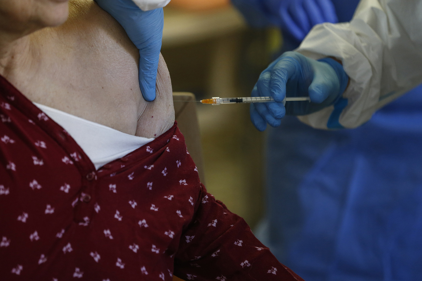 Vaccini, al via le somministrazioni agli over 80 nel Lazio Vaccini, al via le somministrazioni agli over 80 nel Lazio