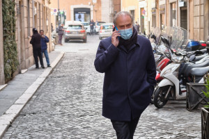 Inchiesta ndrangheta Basso Profilo: Lorenzo Cesa per le vie di Roma