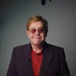 Covid: Elton John e Michael Caine promuovono in un video il vaccino
