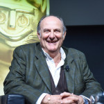 Il Duomo di Milano riapre ai visitatori, tra loro anche Gerry Scotti