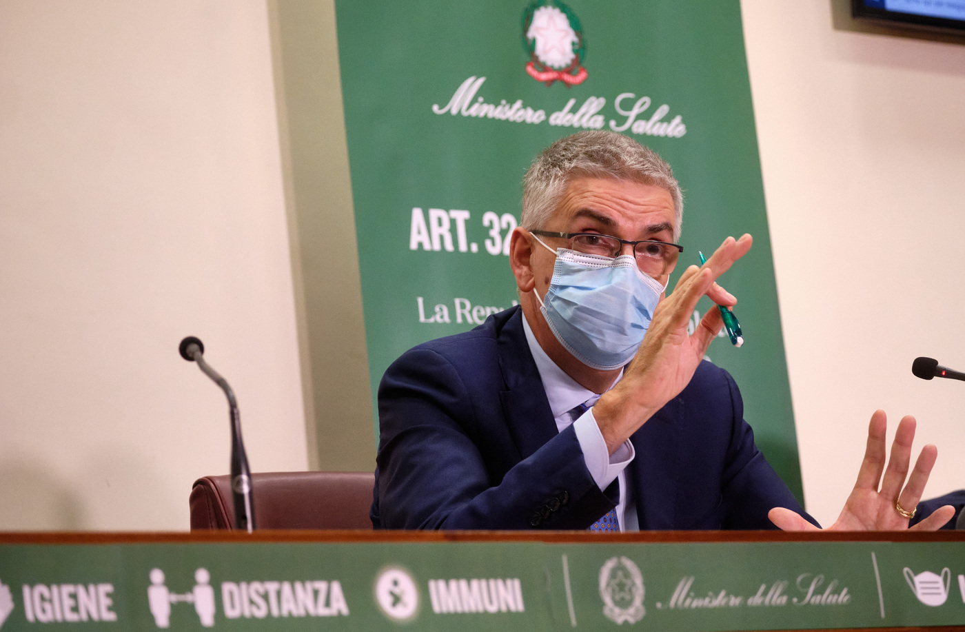 Covid, risale l’Rt nazionale. Bozza Iss: “Da 0,84 a 0,95”