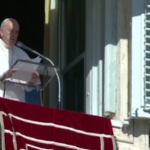 Papa: “Grazie alla Colombia per l’aiuto ai migranti del Venezuela”