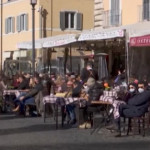 Covid, Roma: folla nelle piazze e nei ristoranti nel giorno di San Valentino
