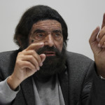 Parigi, aggredito in casa lo scrittore ebreo Marek Halter