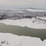 Russia, un’abbandonante nevicata imbianca la Crimea