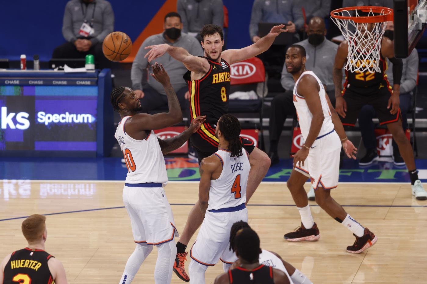 Basket, NBA: Utah non si ferma più, Phila ko. Perde ancora Gallinari Basket, NBA: Utah non si ferma più, Phila ko. Perde ancora Gallinari