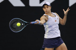 Australian Open: Medvedev in semifinale, fuori la Barty