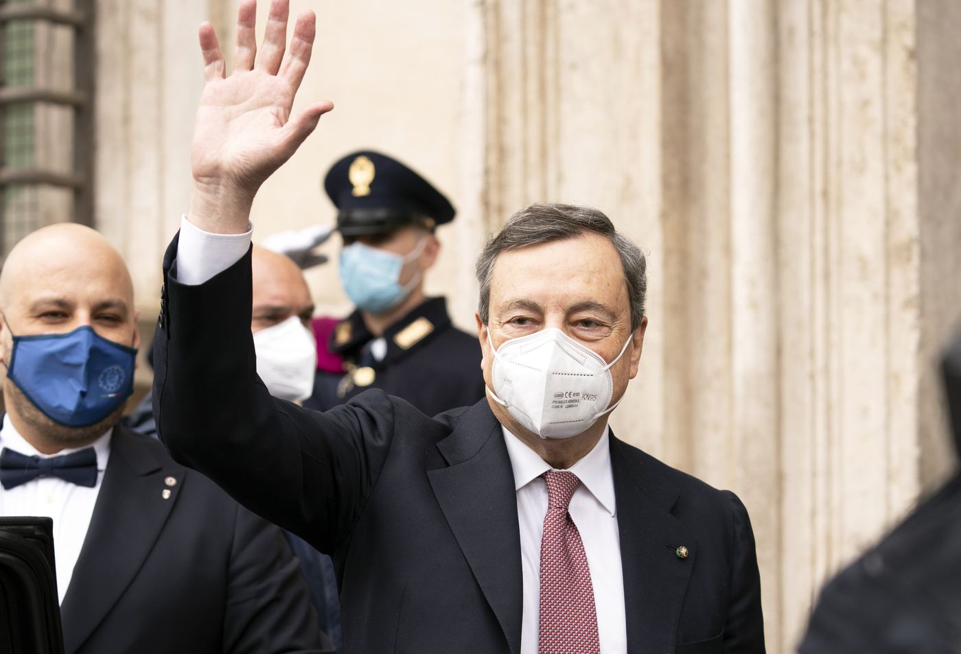 Governo, Draghi al debutto al Senato: “Appello all’unità, pensiamo al Paese”