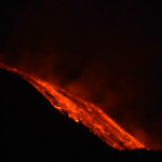 Nuova eruzione dell’Etna: è il secondo episodio in poco più di 24 ore