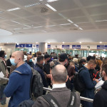 Milano: all’aeroporto di Malpensa code e assembramenti
