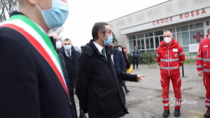 Fontana e i volontari della Croce Rossa