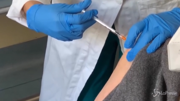 Piemonte al via vaccinazione degli over 80