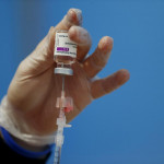 Danimarca sospende AstraZeneca per problemi coagulazione: non è stato distribuito in Italia, stop a un altro lotto