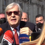 Sgarbi: “Stimo Draghi ma doveva scegliere i suoi ministri e non confermare quelli di Conte”