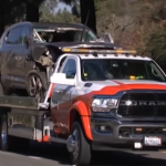 Il suv di Tiger Woods distrutto dopo l’incidente a Los Angeles