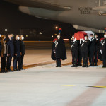 Congo, l'arrivo delle salme di Attanasio e Iacovacci a Ciampino accolte dai Carabinieri in Alta Uniforme