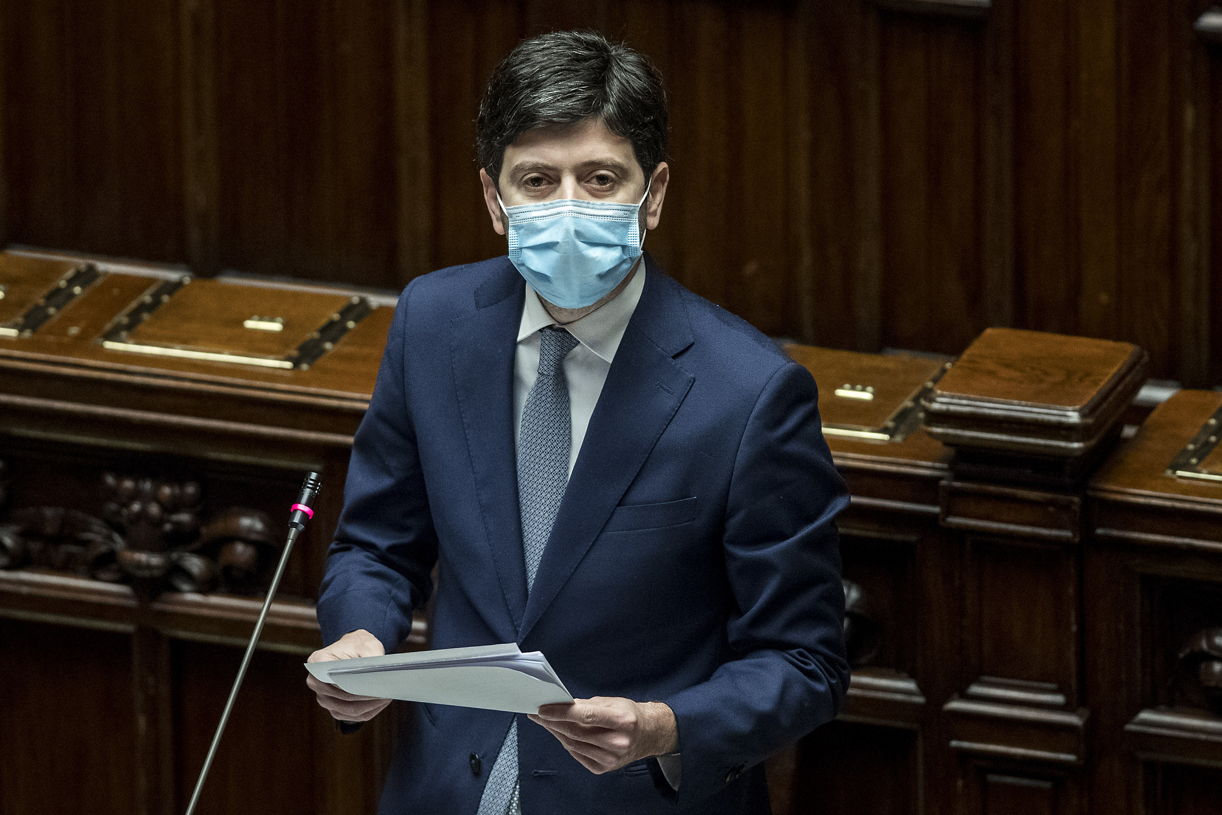 Speranza al Senato: “Non ci sono le condizioni per allentare le misure” Speranza al Senato: “Non ci sono le condizioni per allentare le misure”