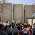Torino, troppe persone in attesa al centro vaccini via Gorizia: interviene la polizia