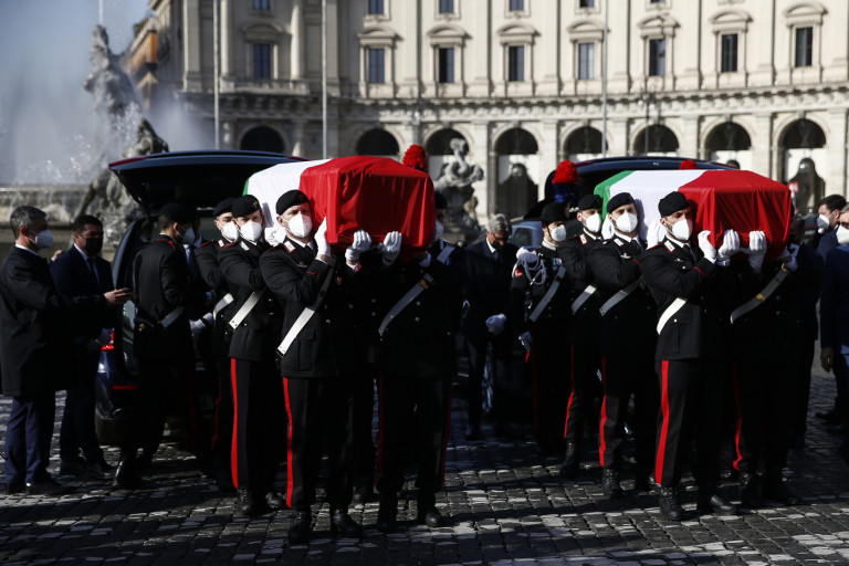 Attacco Congo: Funerali di stato per Attanasio e Iacovacci - Mario Draghi arriva in basilica
